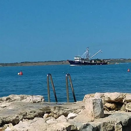 Ruzmarin Apartment *