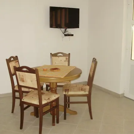 Apartment Ruzmarin Vrsi