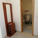 Ruzmarin Apartman *