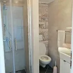 Ruzmarin Apartman Vrsi