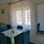 Apartman Ruzmarin