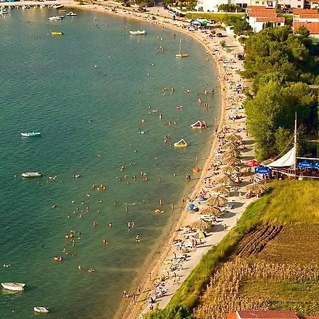 Ruzmarin Apartment Vrsi