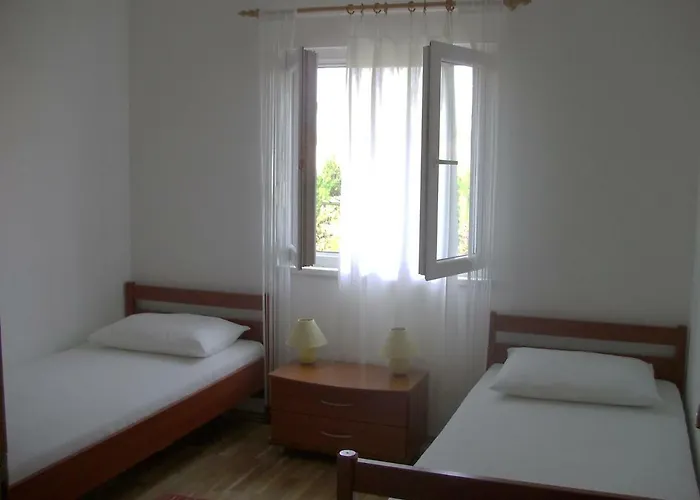 Apartment Ruzmarin *